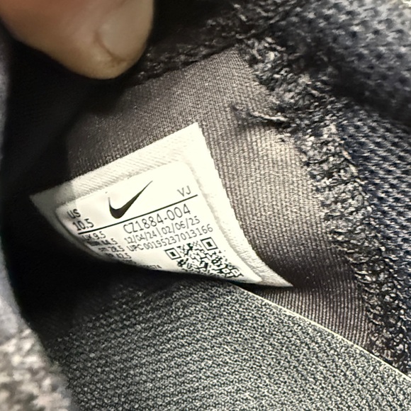 Nike Triple Black Free Flyknit 5.0 RN - Picture 5 of 7